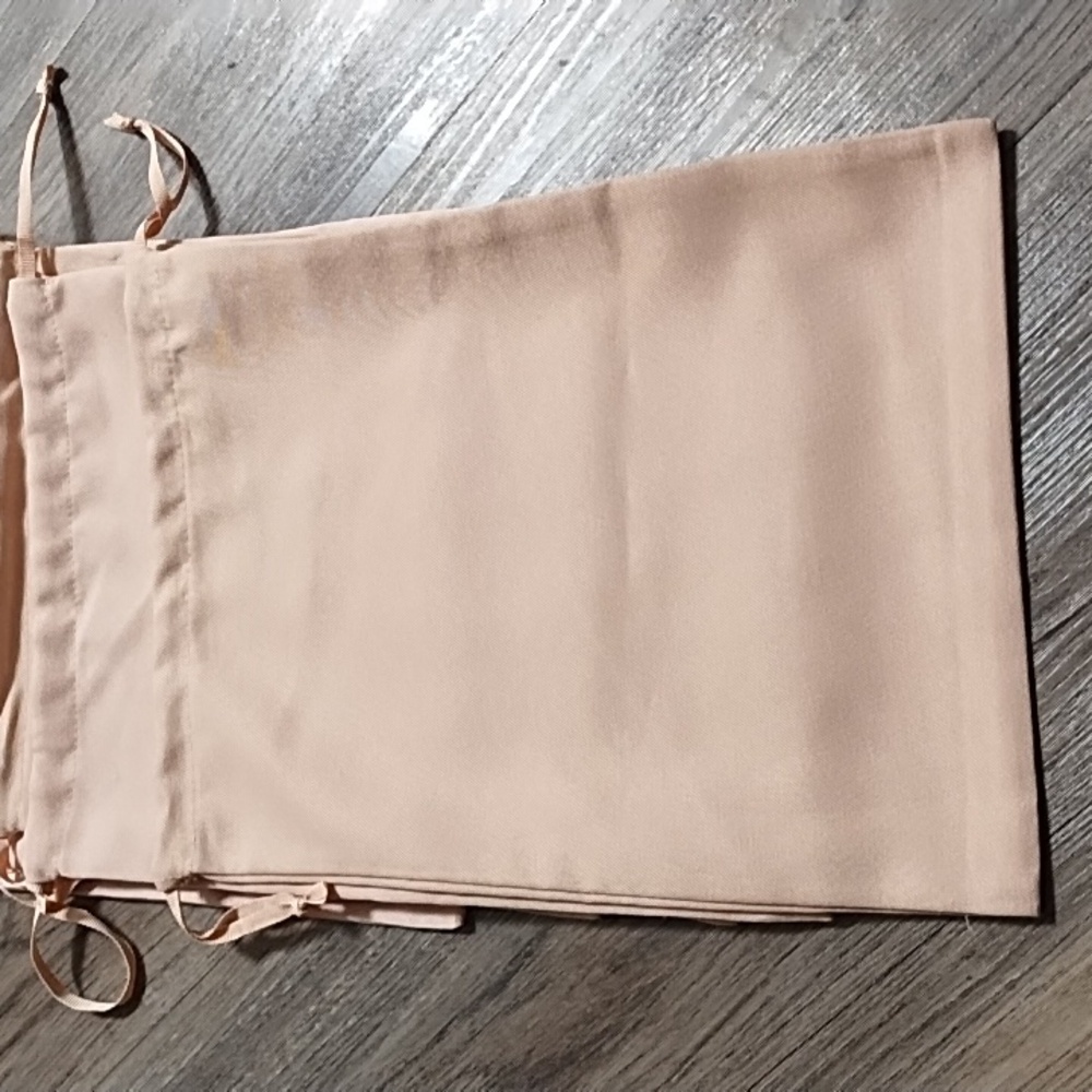 (5) Stuart Weitzman Blush Pink Shoe Bags - Picture 4 of 4
